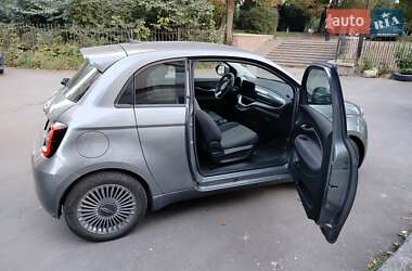 Универсал Fiat 500e 2021 в 