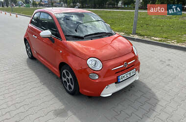 Хэтчбек Fiat 500e 2015 в 