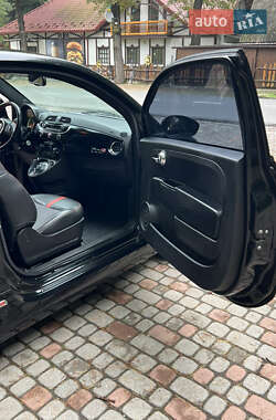 Хэтчбек Fiat 500e 2015 в 