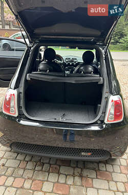Хэтчбек Fiat 500e 2015 в 