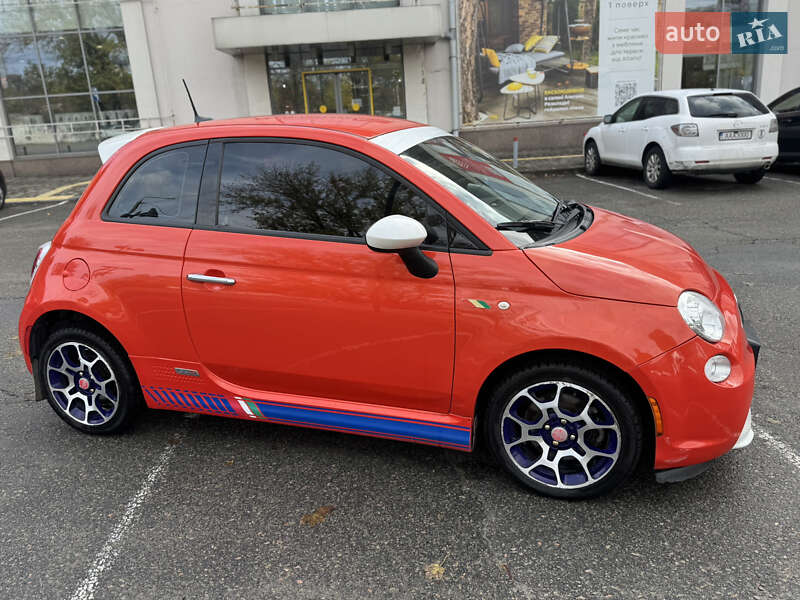 Хетчбек Fiat 500e 2015 в Дніпрі