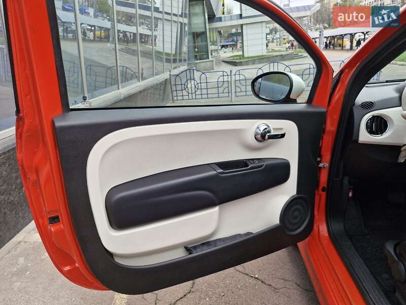 Хэтчбек Fiat 500e 2017 в Киеве