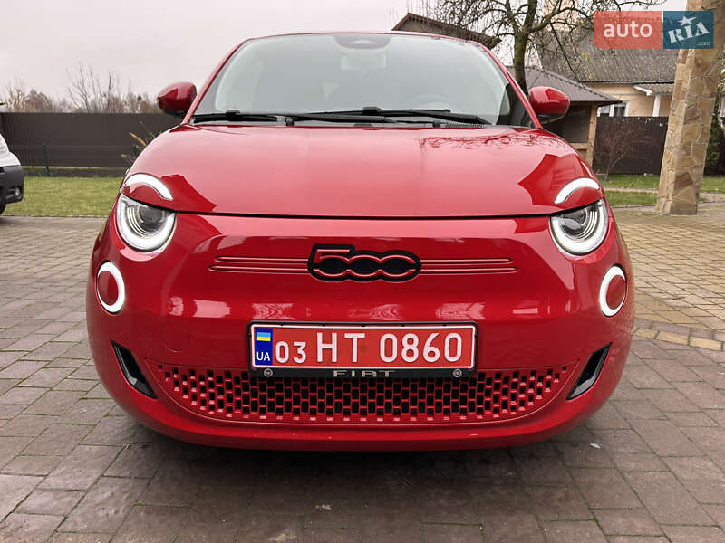 Хэтчбек Fiat 500e 2022 в Дубно