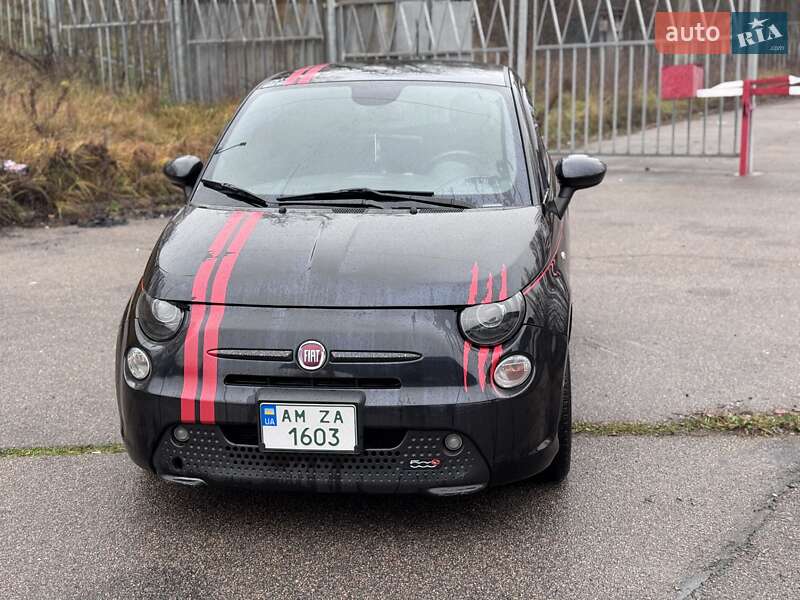 Fiat 500e 2013 Fiat 500e 2013