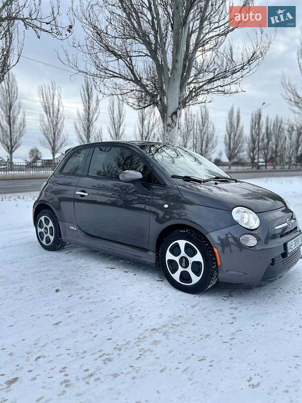 Хетчбек Fiat 500e 2016 в Дніпрі