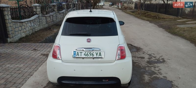 Хэтчбек Fiat 500e 2015 в Богородчанах