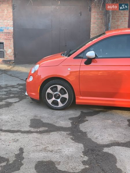 Хэтчбек Fiat 500e 2014 в Виннице