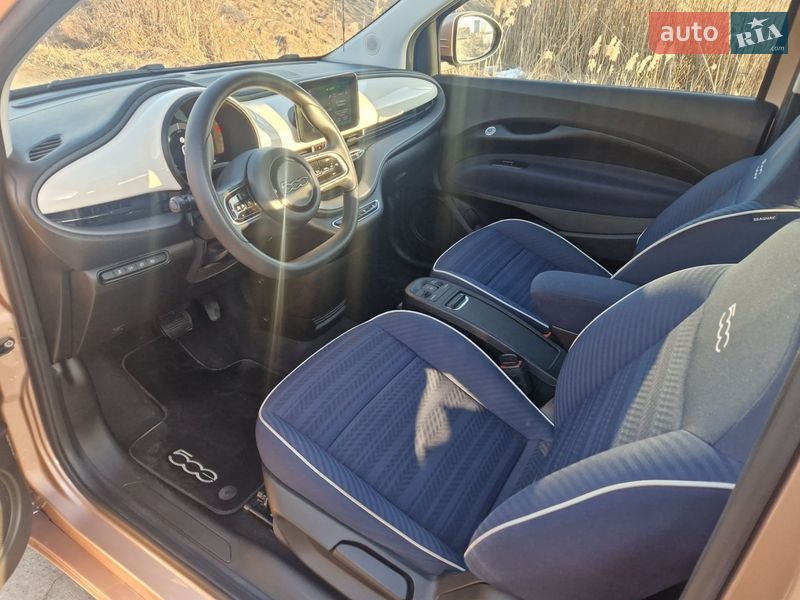 Хэтчбек Fiat 500e 2021 в Бородянке
