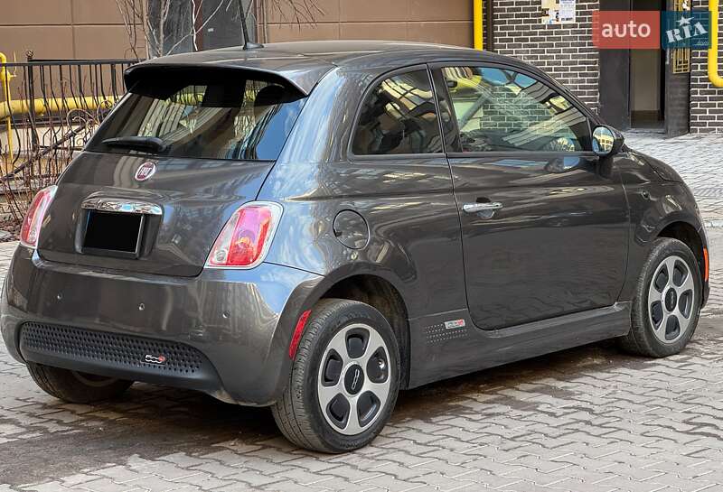 Хетчбек Fiat 500e 2015 в Києві