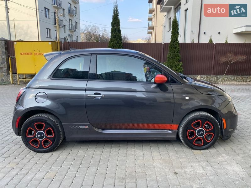 Хетчбек Fiat 500e 2017 в Львові