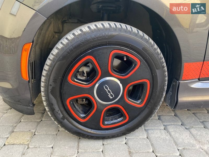 Хетчбек Fiat 500e 2017 в Львові