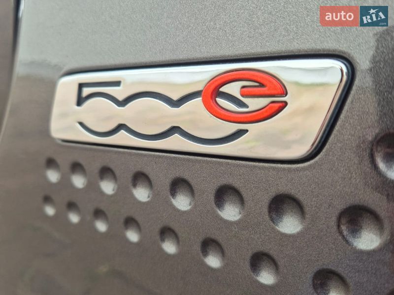Хетчбек Fiat 500e 2014 в Житомирі фото 13 Хетчбек Fiat 500e 2014 в Житомирі