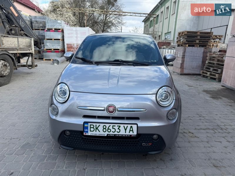 Хетчбек Fiat 500e 2016 в Рівному фото 8 Хетчбек Fiat 500e 2016 в Рівному