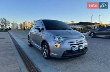 Хэтчбек Fiat 500e 2015 в Южном