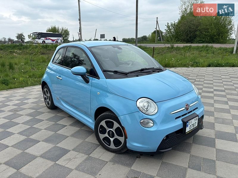 Хэтчбек Fiat 500e 2016 в Самборе