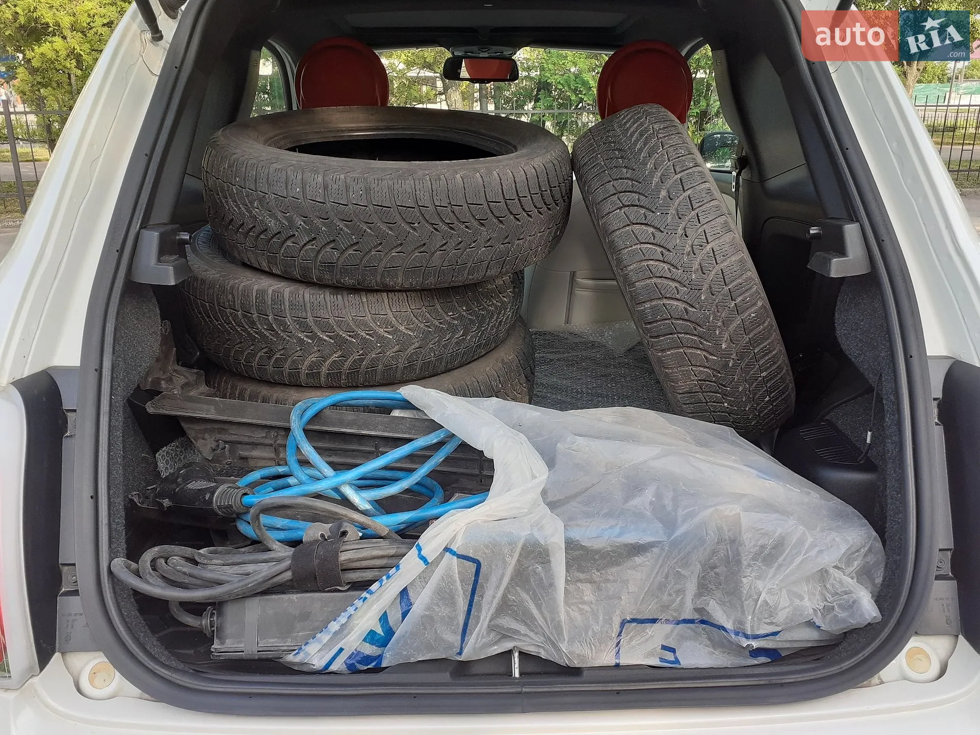 Fiat FIAT 500E 2014 VIN 3C3CFFGE7FT549808 фото оголошення 14 з 27