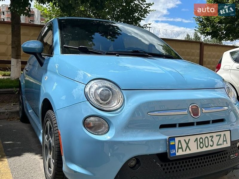 Fiat 500e, фото из объявления