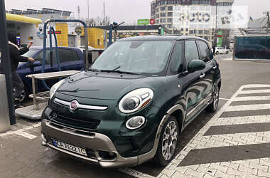 Хэтчбек Fiat 500L 2013 в Вишневом