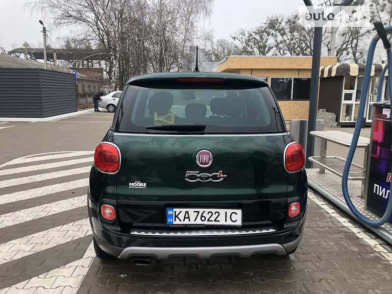 Хэтчбек Fiat 500L 2013 в Вишневом