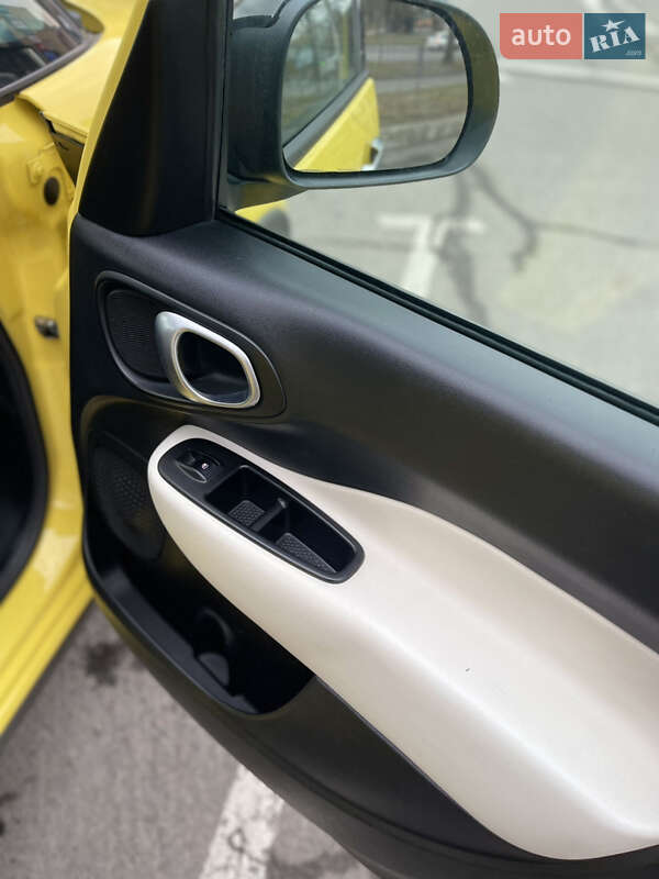 Хэтчбек Fiat 500L 2014 в Львове