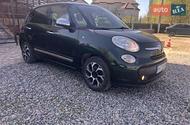 Хэтчбек Fiat 500L 2013 в 