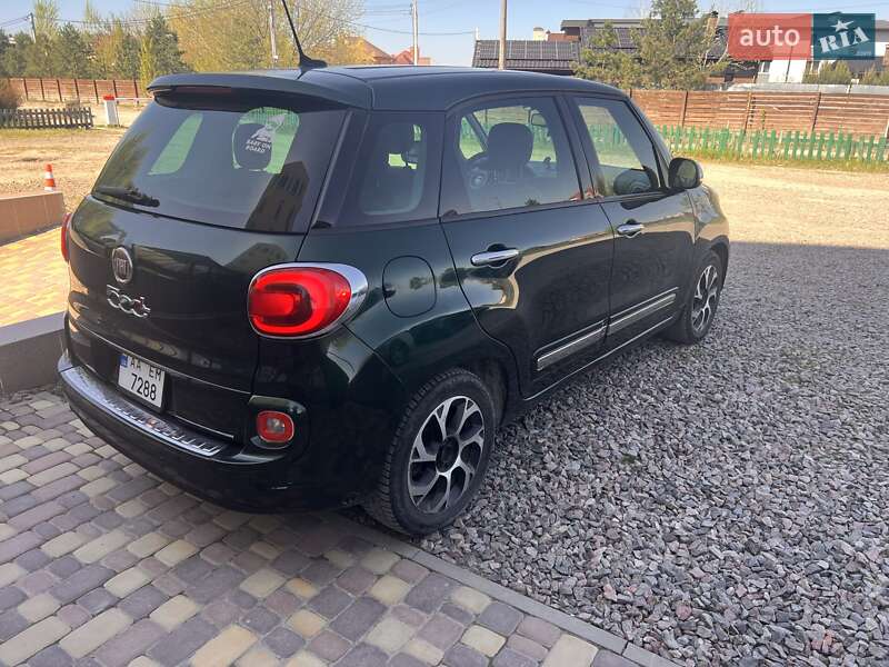 Хэтчбек Fiat 500L 2013 в Киеве