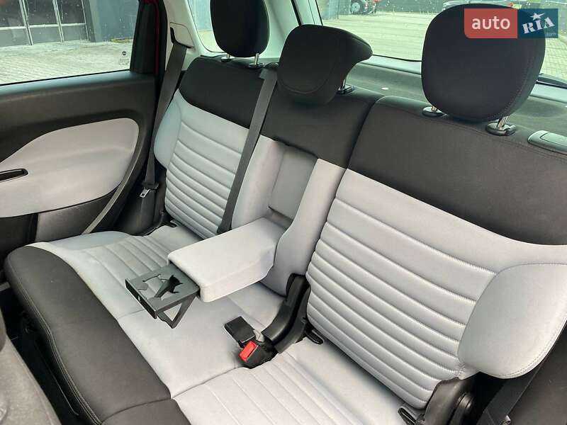 Хэтчбек Fiat 500L 2014 в Львове