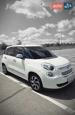 Хэтчбек Fiat 500L 2013 в 