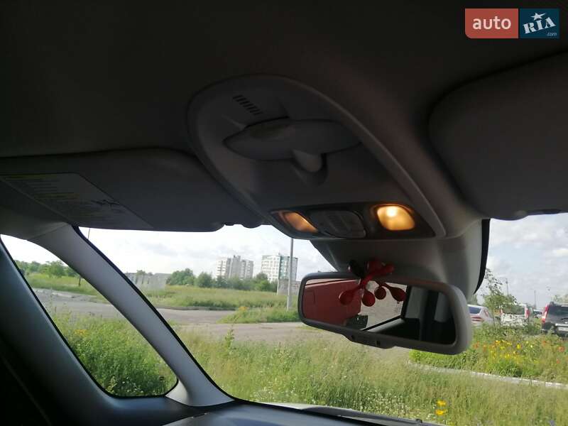 Хетчбек Fiat 500L 2013 в Вараші