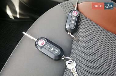 Хэтчбек Fiat 500L 2013 в 