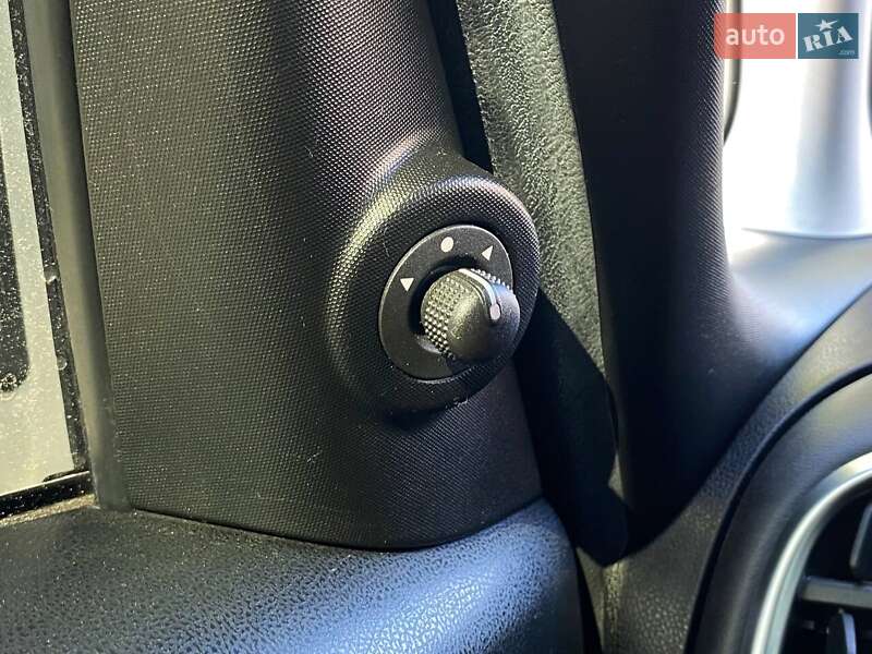 Хетчбек Fiat 500L 2013 в Києві