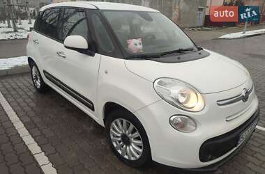 Хэтчбек Fiat 500L 2014 в 