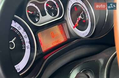 Хэтчбек Fiat 500L 2013 в 