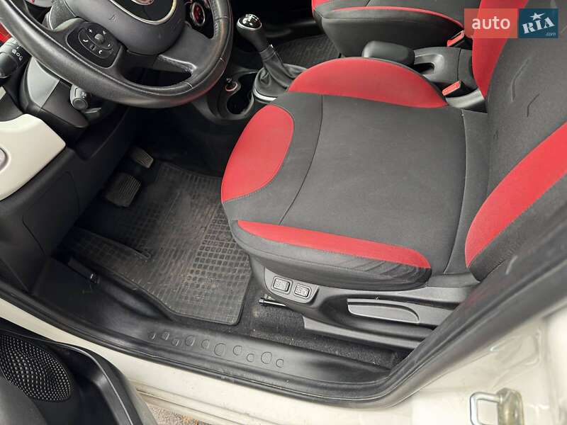 Хэтчбек Fiat 500L 2015 в Киеве