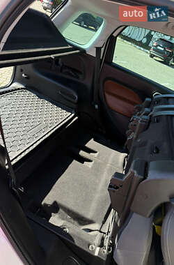 Хетчбек Fiat 500L 2014 в  фото 51 Хетчбек Fiat 500L 2014 в