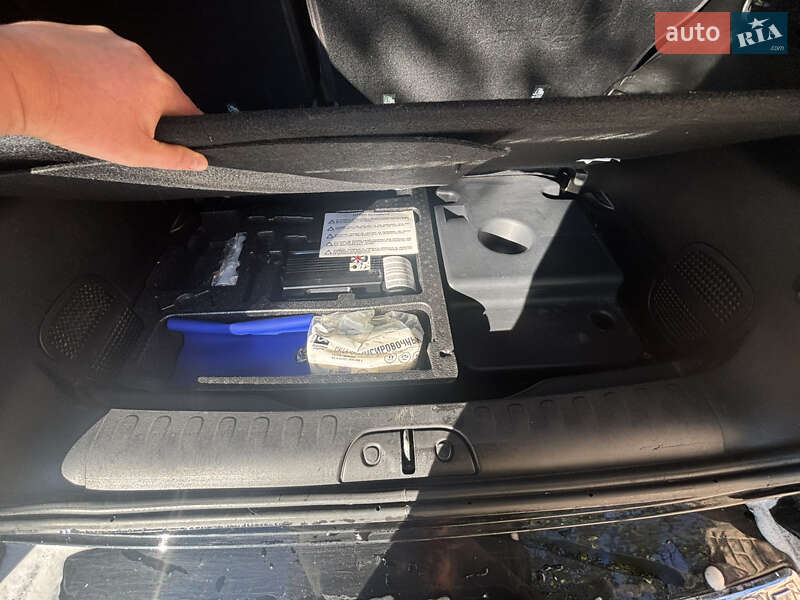 Хетчбек Fiat 500L 2013 в Києві