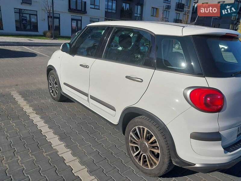 Хетчбек Fiat 500L 2017 в Києві