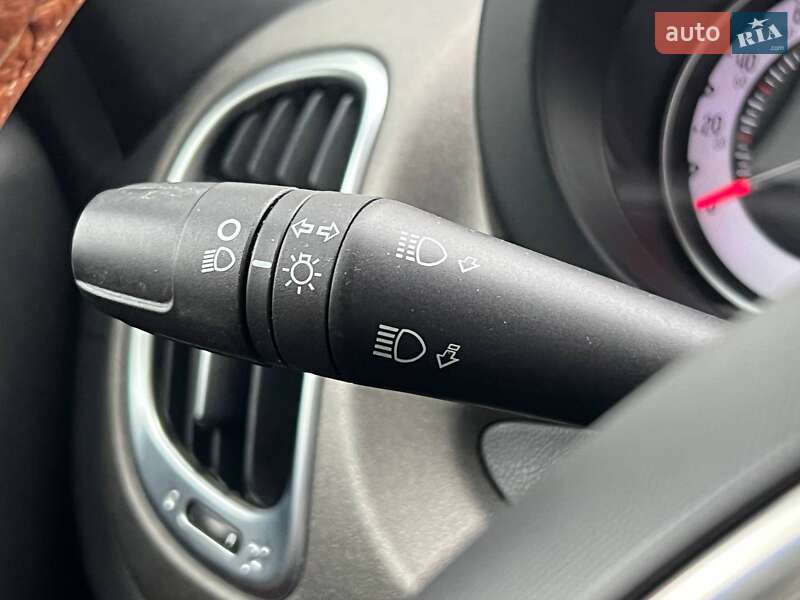 Хетчбек Fiat 500L 2014 в Києві