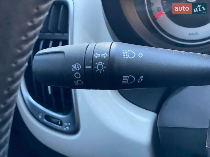 Хетчбек Fiat 500L 2015 в Києві фото 28 Хетчбек Fiat 500L 2015 в Києві