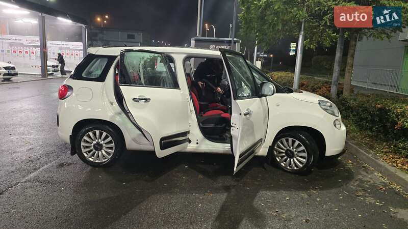 Хетчбек Fiat 500L 2015 в Чернівцях