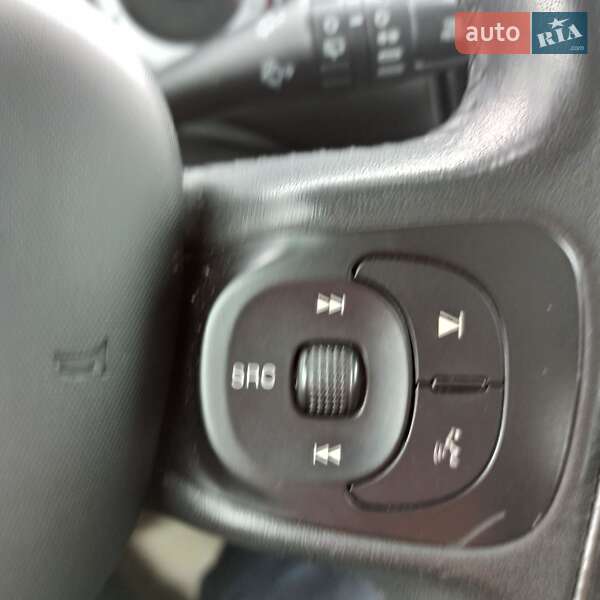 Хетчбек Fiat 500L 2015 в Луцьку фото 8 Хетчбек Fiat 500L 2015 в Луцьку