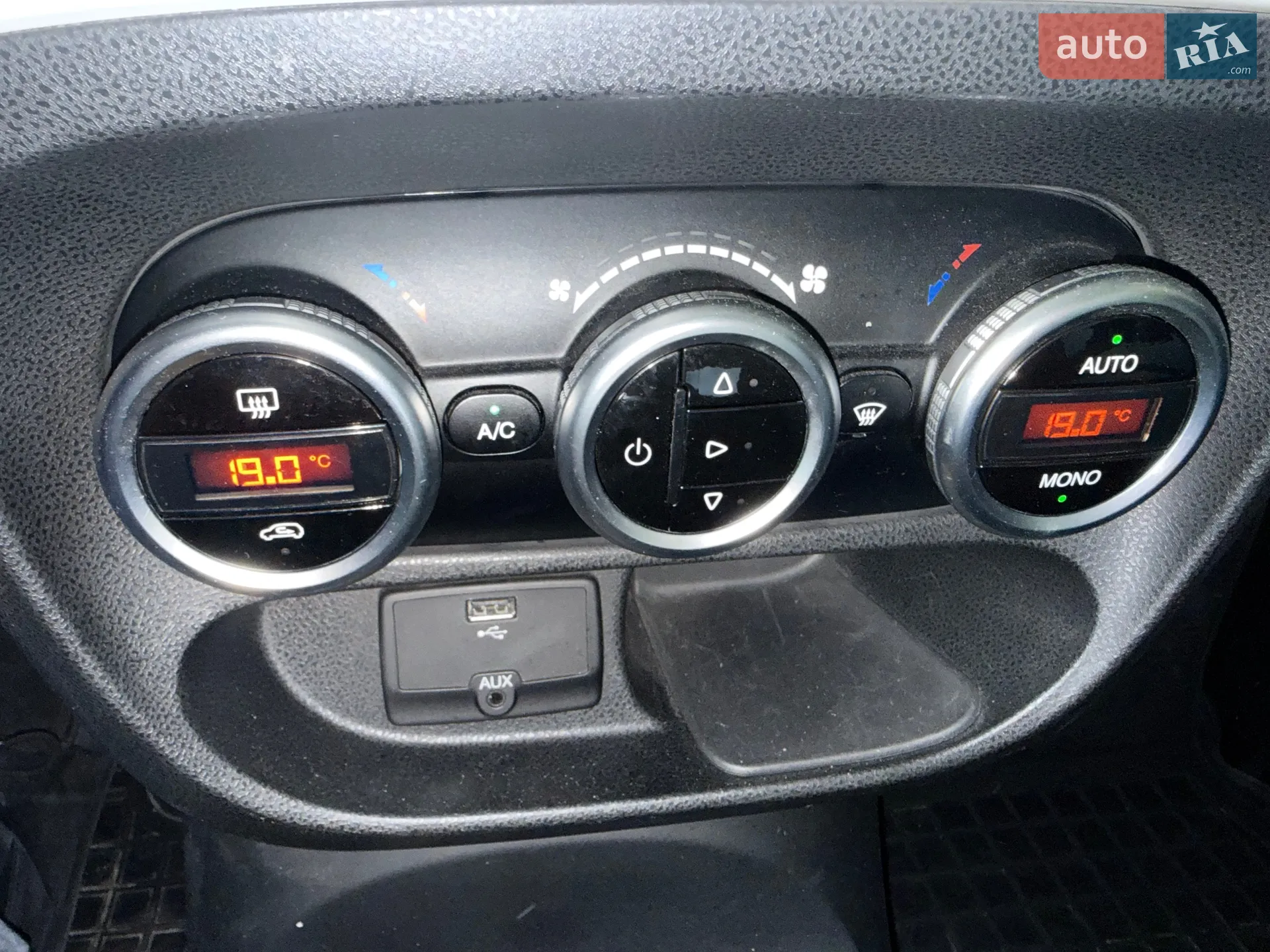 2014 Fiat 500L - мініатюра 21