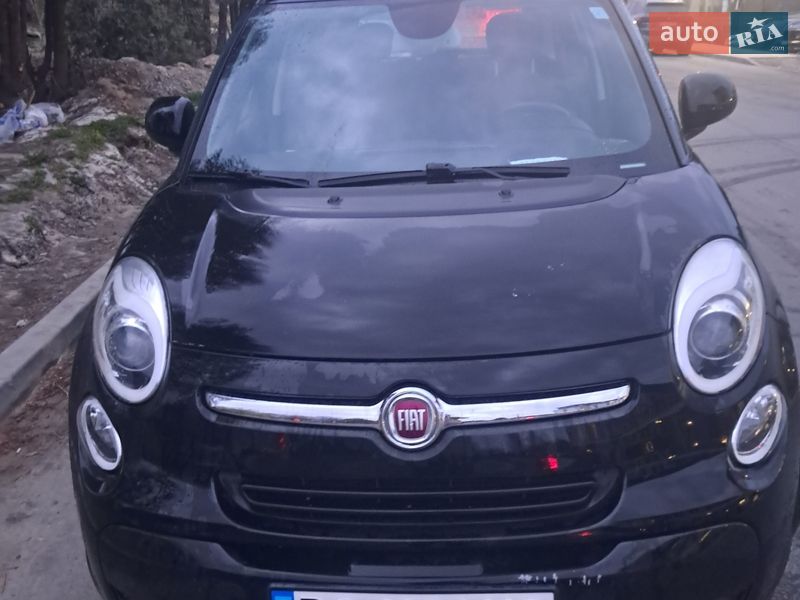 Хэтчбек Fiat 500L 2015 в Львове
