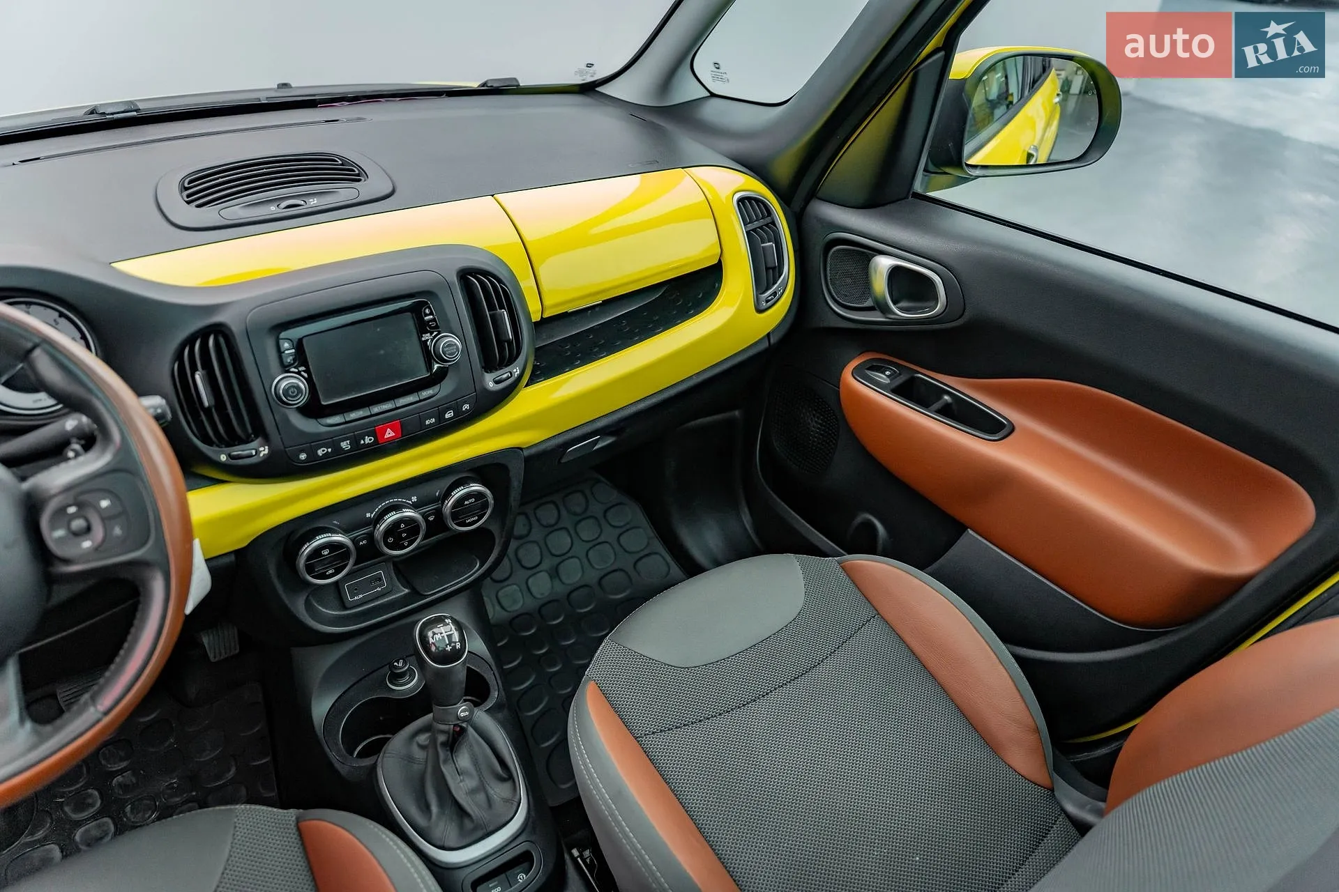 2015 Fiat 500L - мініатюра 13