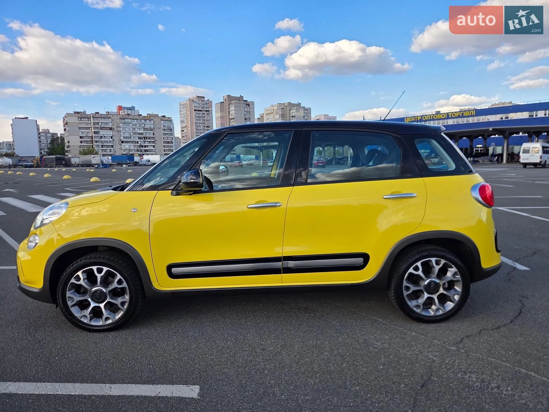 2017 Fiat 500L - мініатюра 2