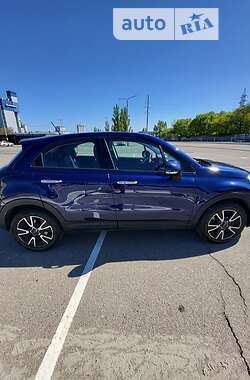 Внедорожник / Кроссовер Fiat 500X 2016 в 