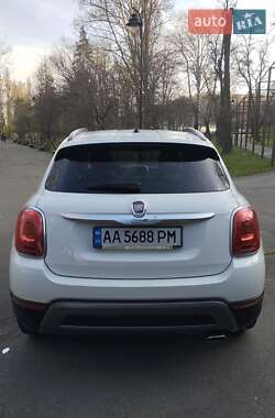 Внедорожник / Кроссовер Fiat 500X 2016 в 
