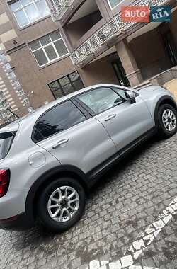 Внедорожник / Кроссовер Fiat 500X 2020 в 