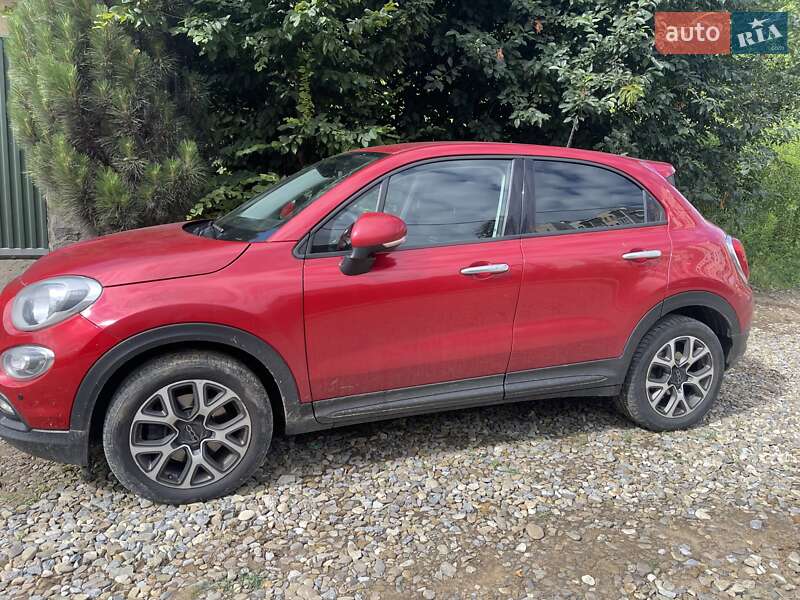 Внедорожник / Кроссовер Fiat 500X 2017 в Черновцах