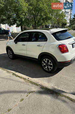 Внедорожник / Кроссовер Fiat 500X 2016 в 
